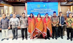 Bimas Kristen Kemenagsu Gelar Seminar  Kompetensi Guru dan Pengawas