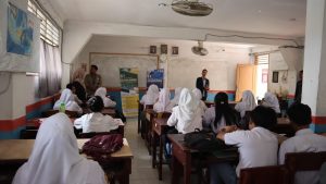 Dosen FEB UMA Kembangkan Soft Skill dan Karakter Kepemimpinan Siswa SMA PABA Binjai Lewat Pelatihan Manajemen Diri